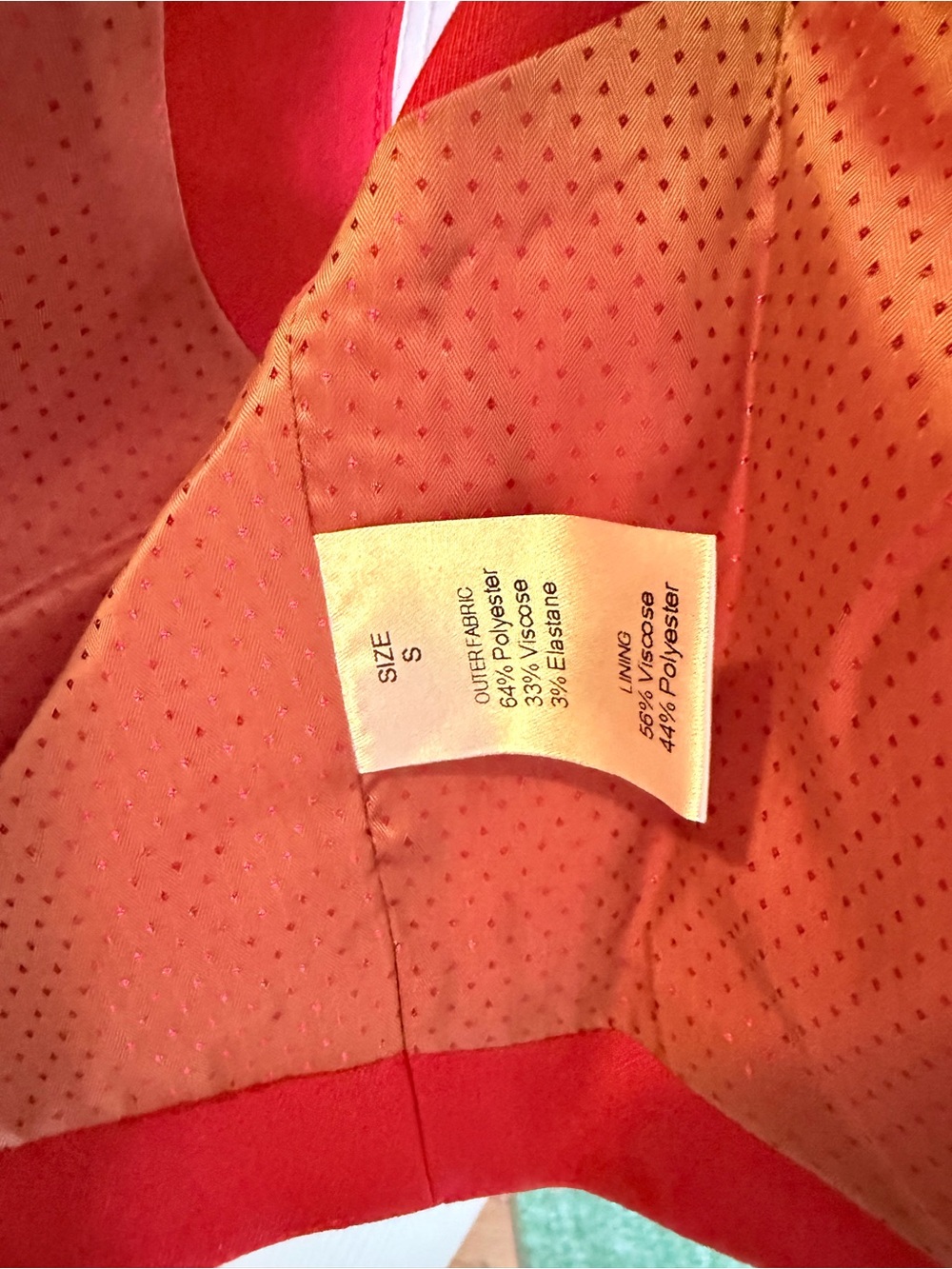 Halewski Red Vest - Picture 4 of 5